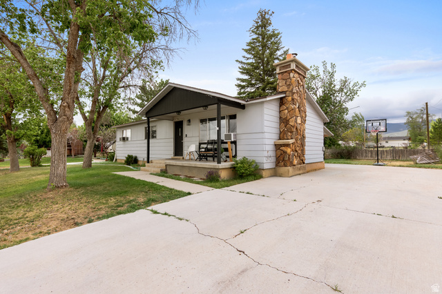 761 S 200 W — photo
