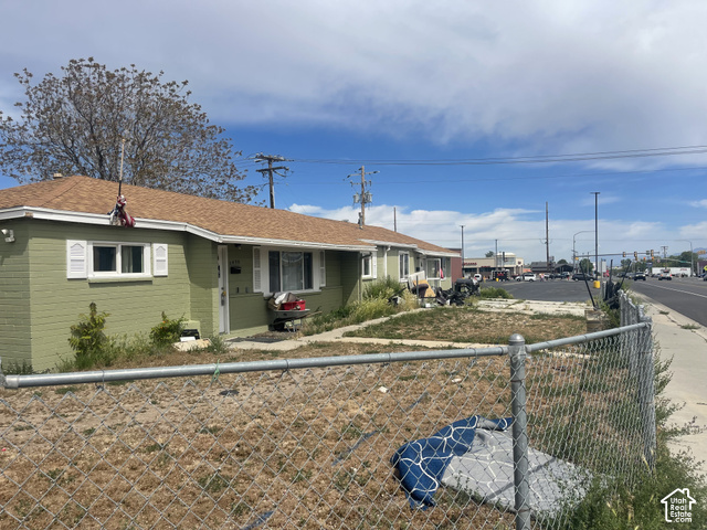 5490 S 4015 W — photo