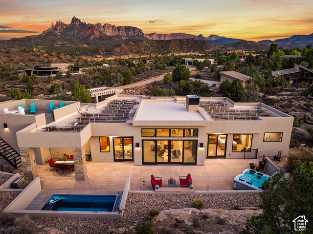 3000 Navajo Way — photo