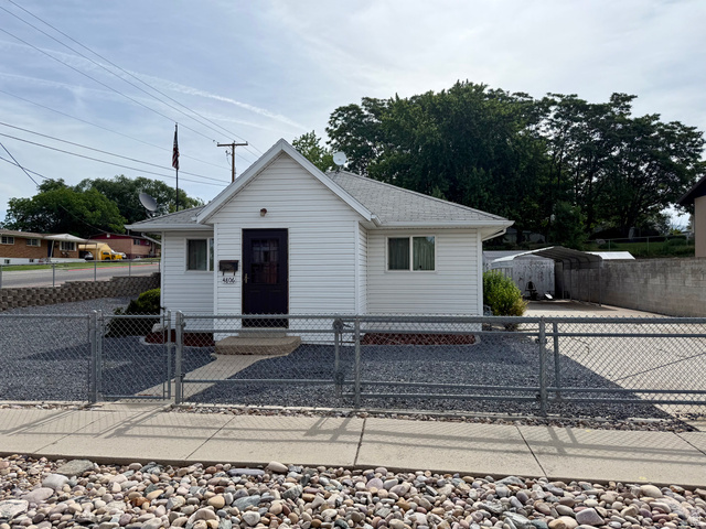 4806 S 2500 W — photo