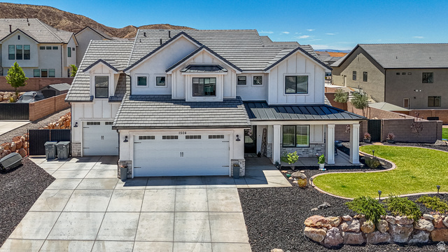 1504 E Black Brush Dr — photo