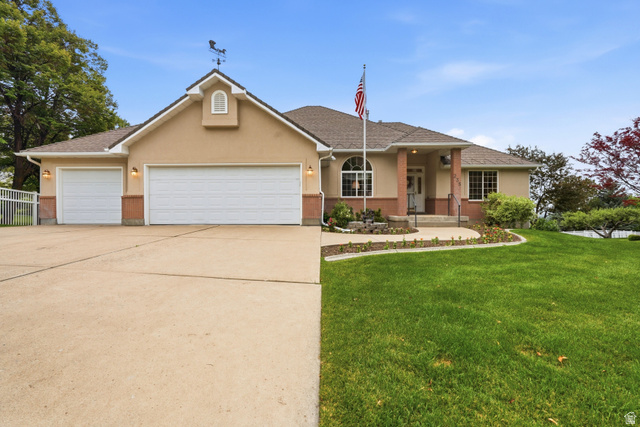 235 Buckingham Dr — photo