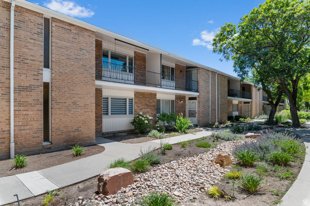 745 E Three Fountains Cir #43 — photo