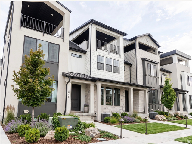 2986 W Windscape Dr #8 — photo