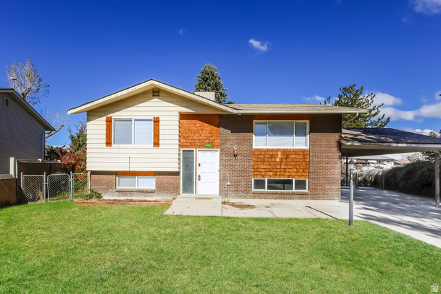 3748 W Lewisport — photo