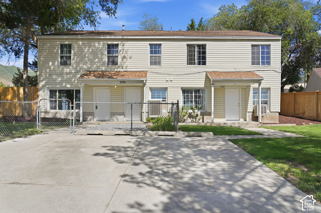 2330 E Heritage Way — photo