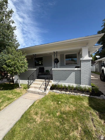 143 E Hampton Ave — photo