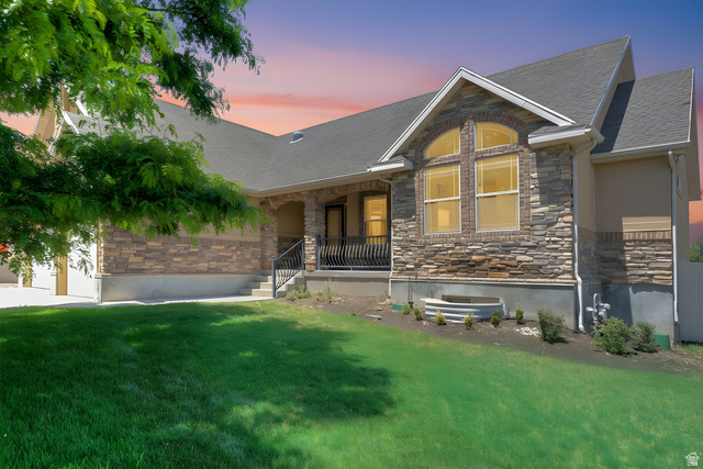 1376 W Jordan Hills Dr — photo