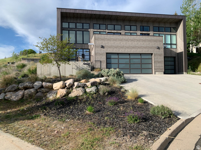 1789 Mount Logan Dr — photo