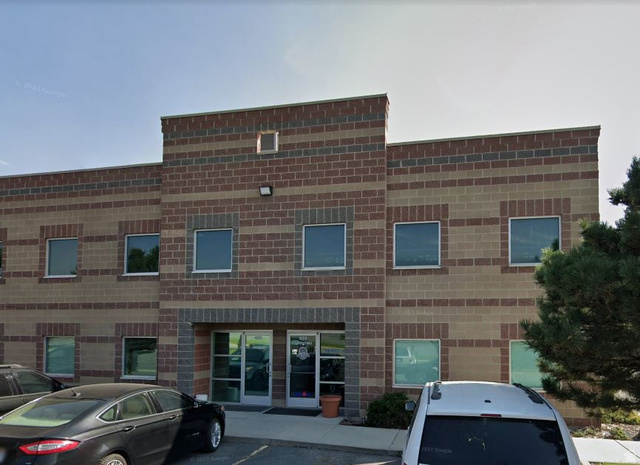 489 W Parkland Dr — photo