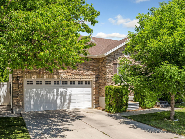 4012 W Heidelberg Ln — photo