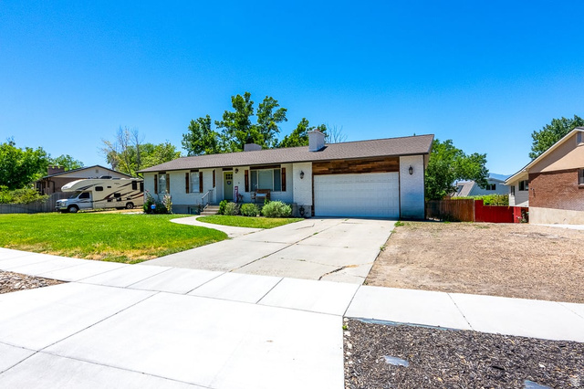 10446 S Weeping Willow Dr — photo