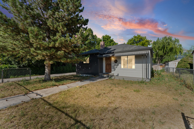 494 N Emery Ave — photo