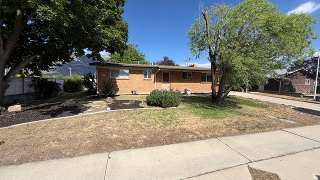 420 N Caveman Blvd — photo