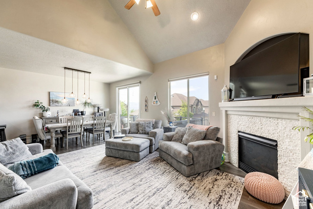 283 E Nechatel Dr, Draper, UT 84020 — photo 2