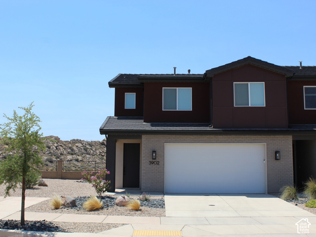 3902 E Fossil Way — photo