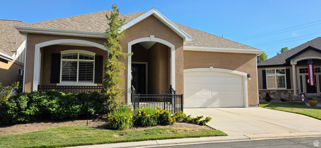 1475 W Iron Port Dr — photo