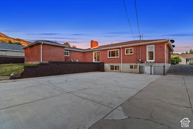 555 E Pages Ln., Centerville, UT 84014 — photo 3