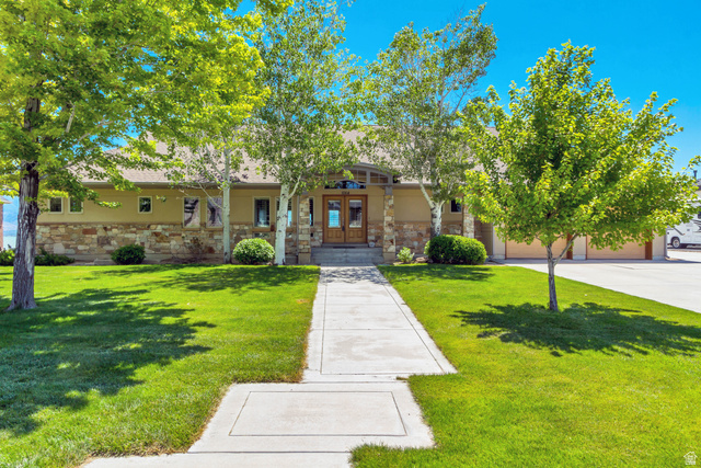 1064 S Waterside Dr — photo