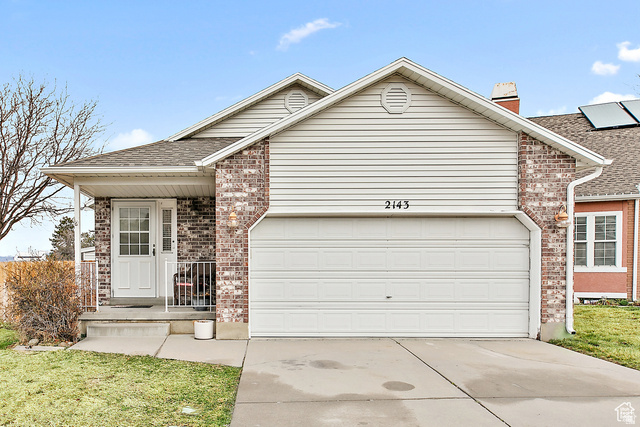 2143 E Alta Cove Cir — photo