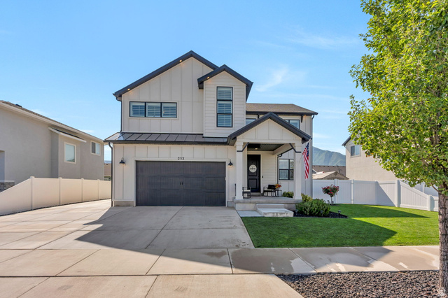 252 N Sunrise Ranch Dr — photo