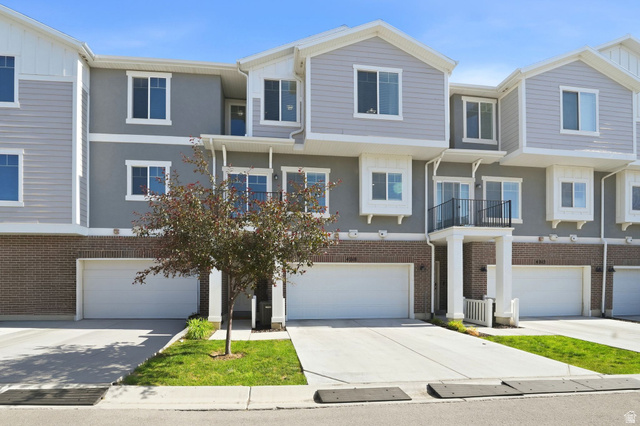 4218 W Rail Trail Ln — photo