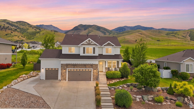 338 S Windy Ridge Dr — photo