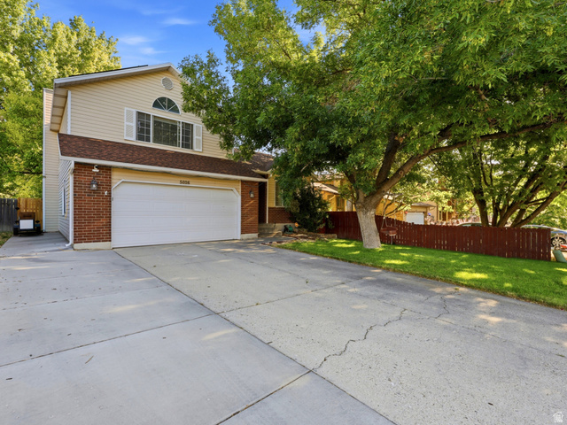 5016 W Shooting Star Ave — photo