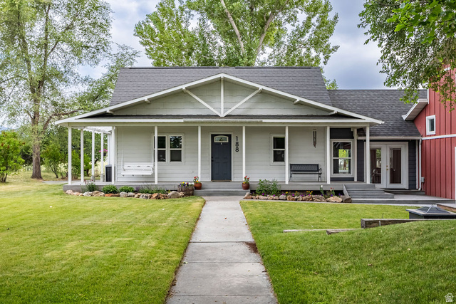 188 W 200 S — photo