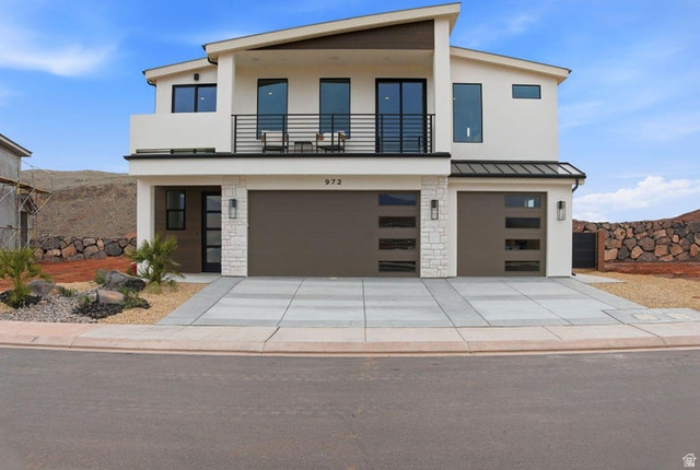 972 E Coyote Crest Dr — photo
