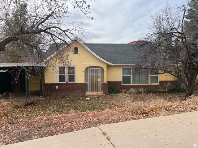 369 N 300 W — photo