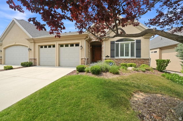 1568 E Fairway Ridge Rd — photo