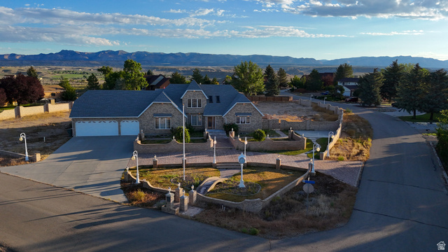1402 Shepherd Dr — photo