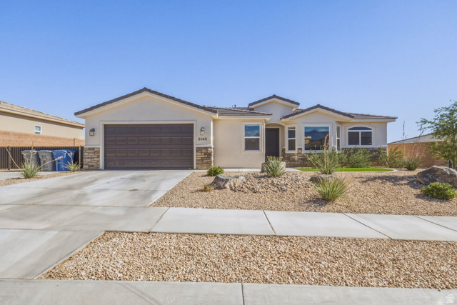 3145 W Coronado Dr — photo