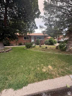 7112 S 2780 E — photo