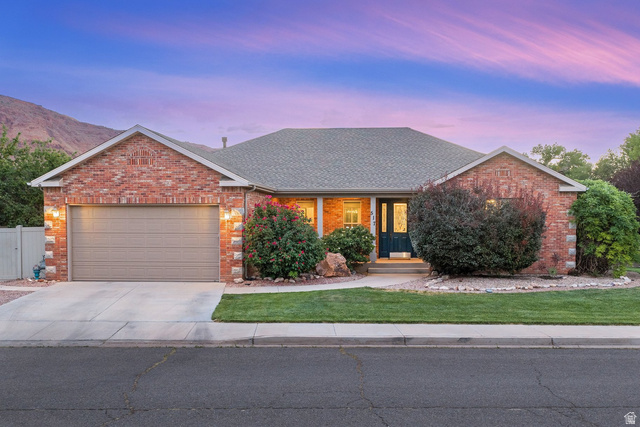 517 Kiva Dr — photo