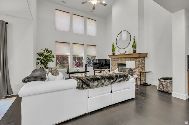 865 W Benjamin Pl — photo