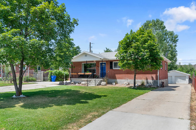 1489 N 400 W — photo