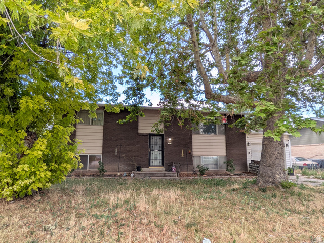 1413 S David Dr — photo