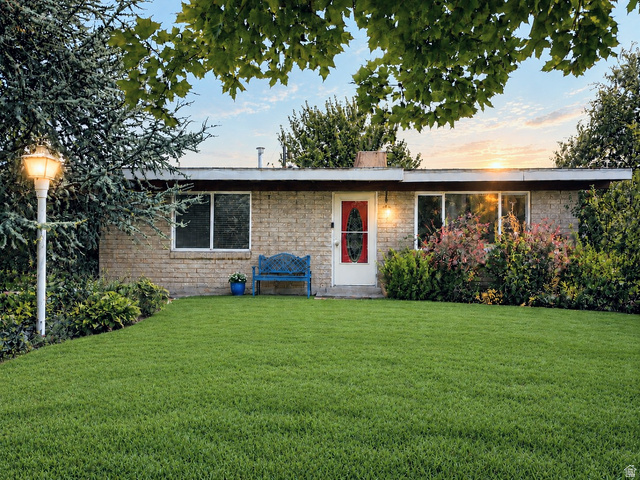 3125 S 4300 W — photo