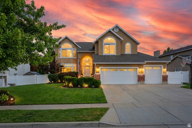 2749 E Glenn Abbey Cir — photo