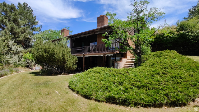 2727 N Edgewood Dr — photo