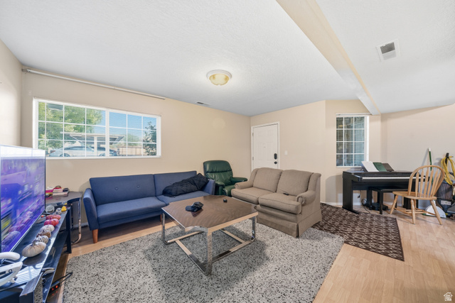 1245 Riverside Ave #39 — photo