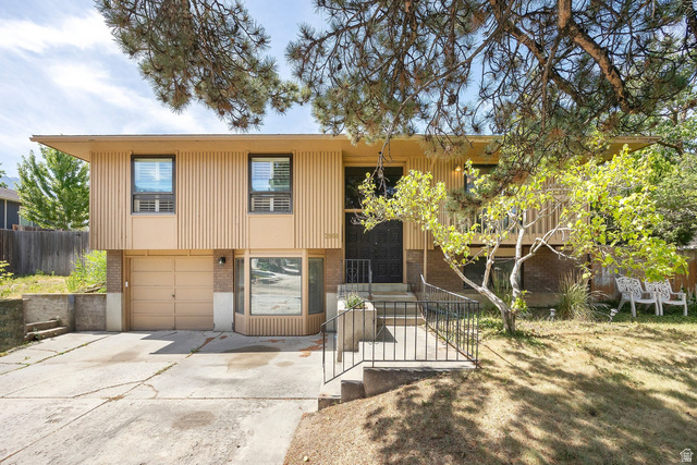 2968 E Cardiff Rd — photo