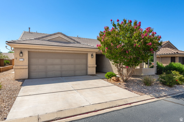 4226 Hamlet Hill Dr — photo