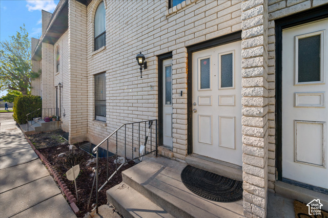 1554 S Monroe #e2, Ogden, UT 84404 — photo 3