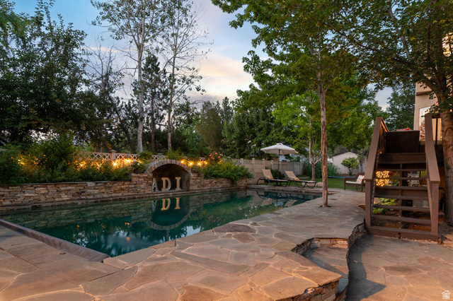 1675 E Prescott Dr — photo