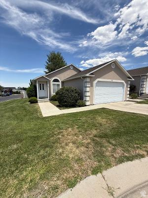 641 E Greystone Way — photo