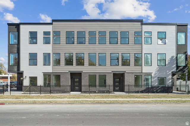 320 E Jessica View Ln #10 — photo