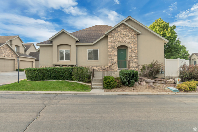 1538 W Wyngate Park Dr — photo